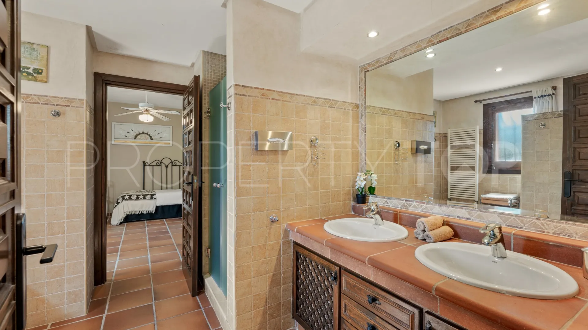 Casa en venta de 6 dormitorios en Los Monteros