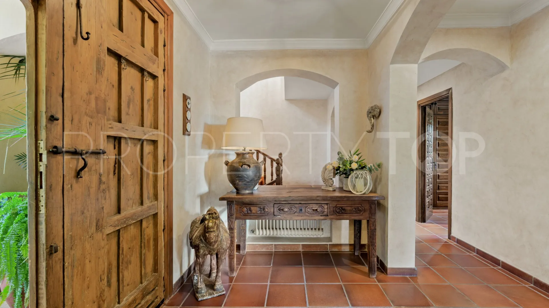 Casa en venta de 6 dormitorios en Los Monteros