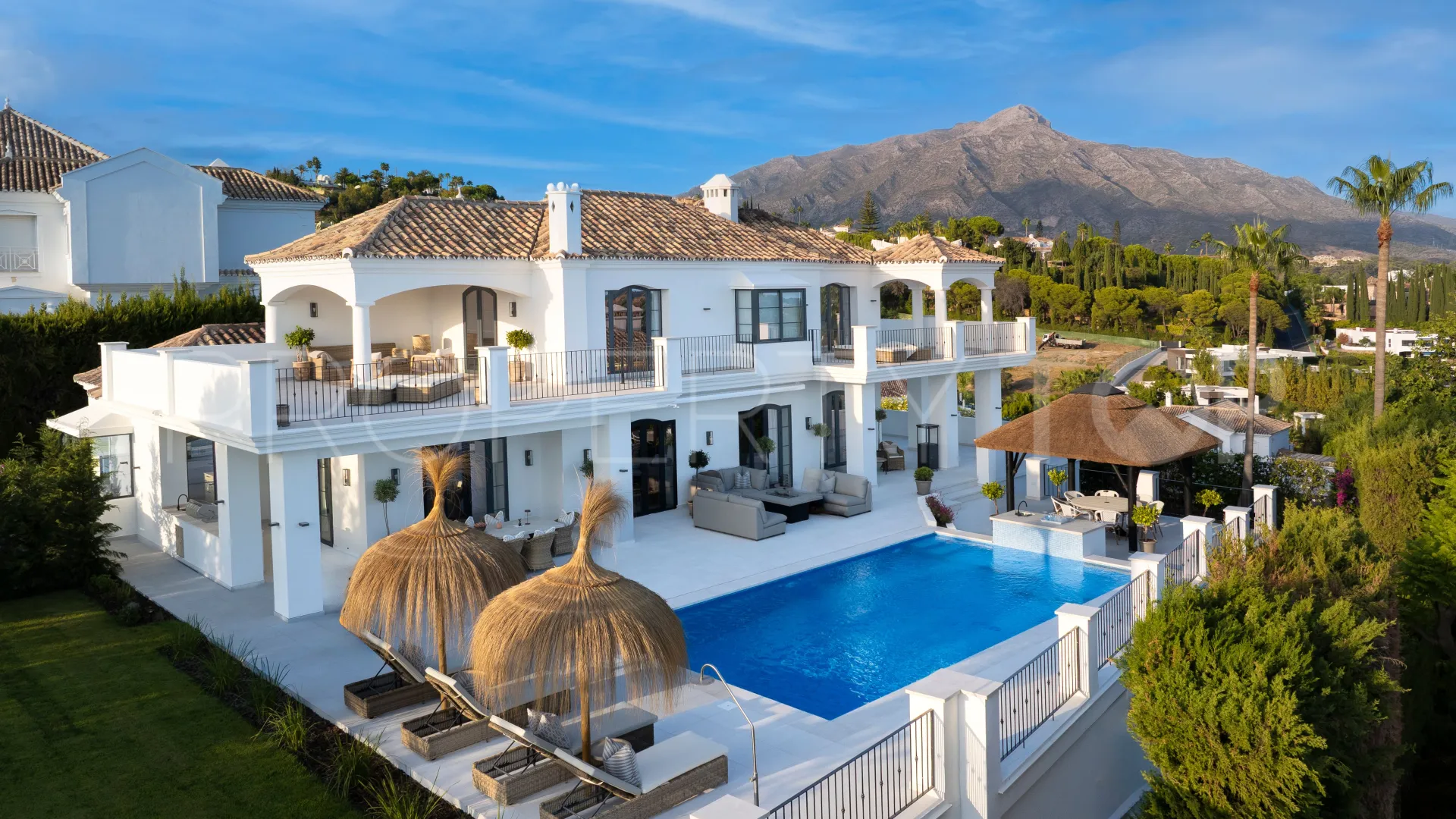 For sale Los Naranjos 5 bedrooms villa