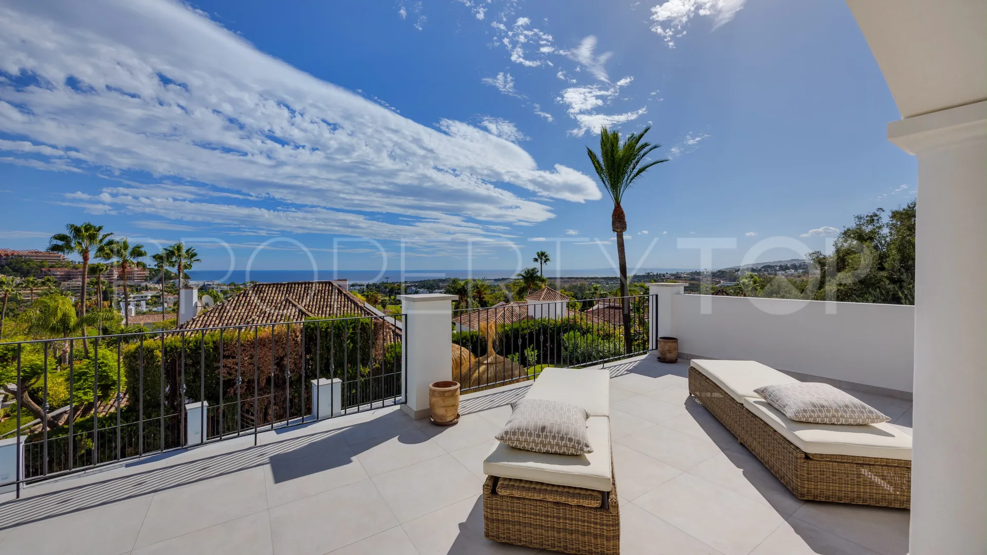 For sale Los Naranjos 5 bedrooms villa