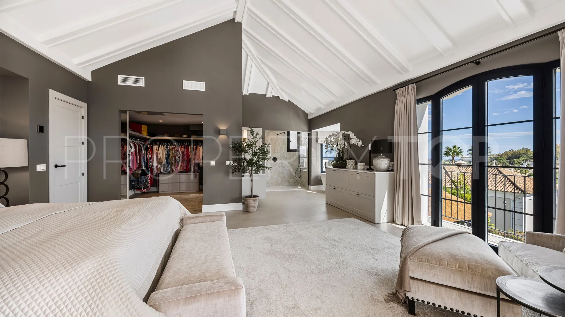 For sale Los Naranjos 5 bedrooms villa