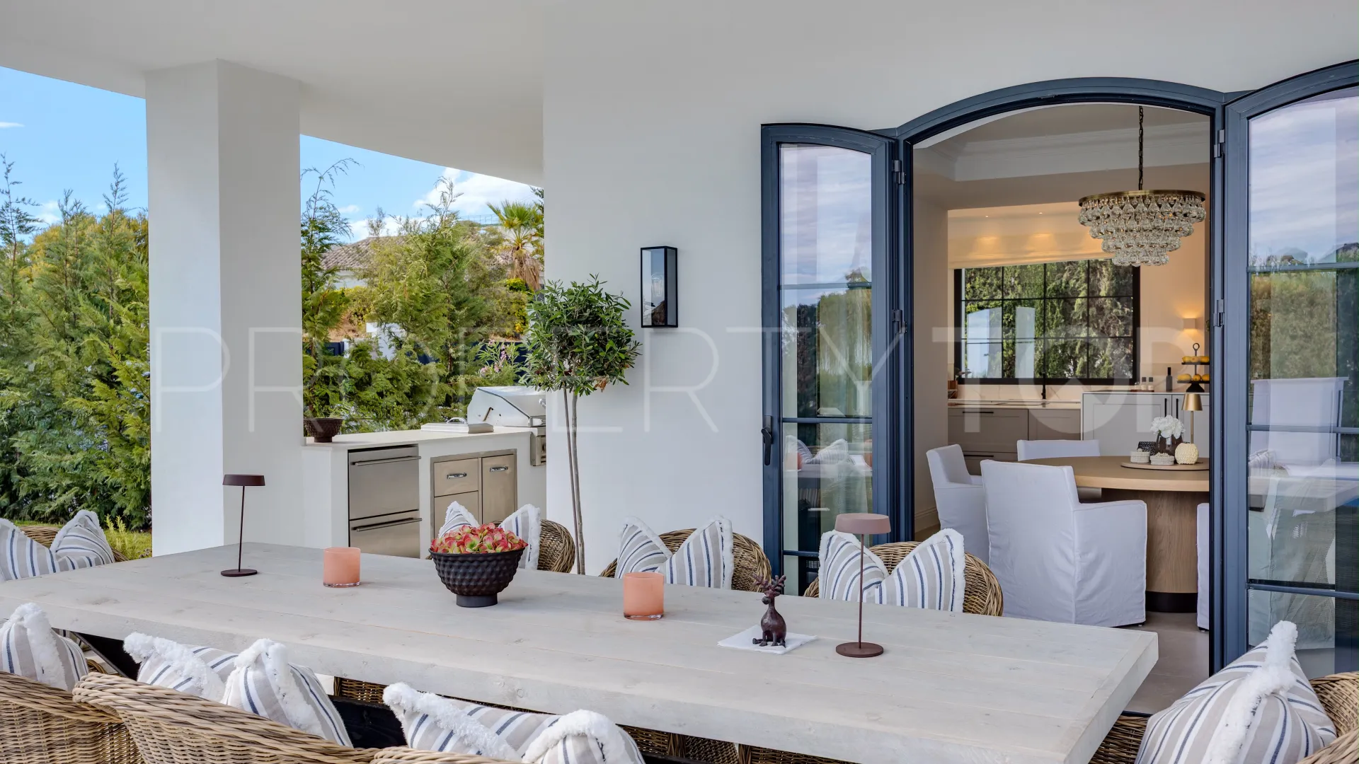 For sale Los Naranjos 5 bedrooms villa
