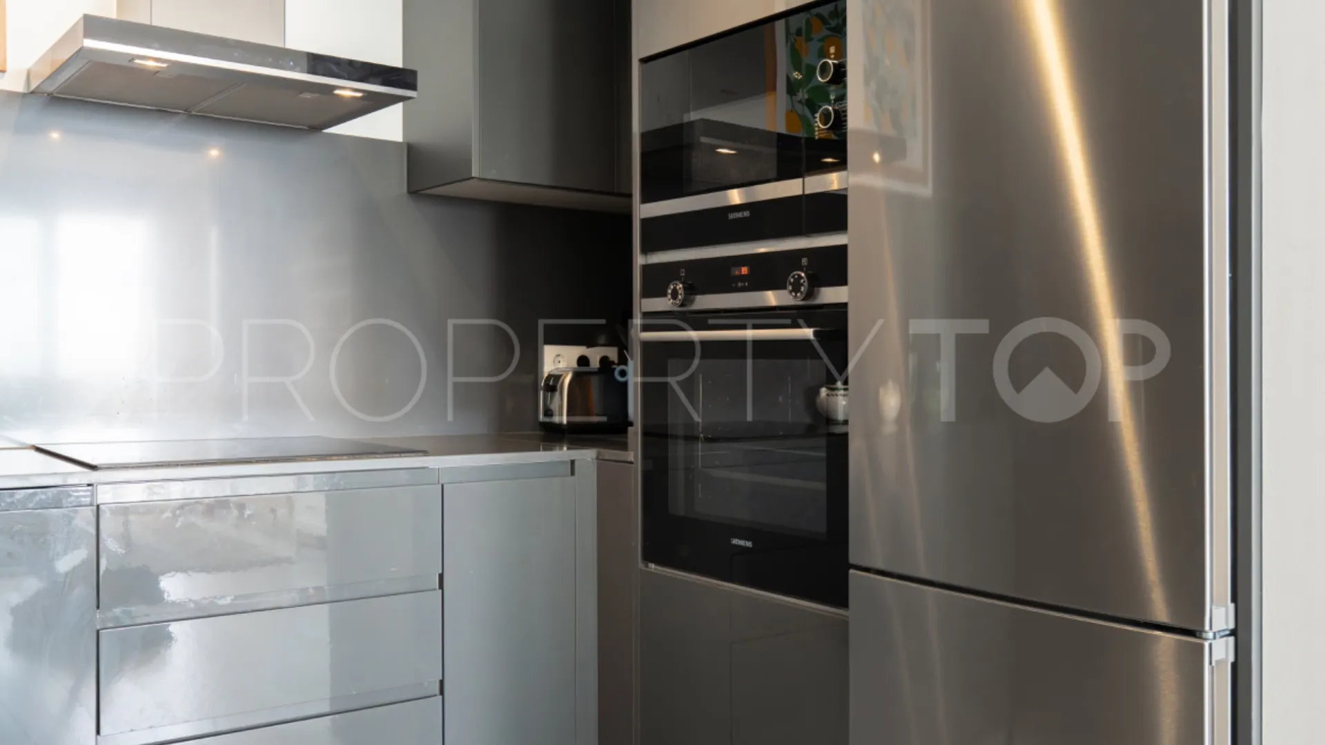 Cancelada, apartamento en venta con 3 dormitorios