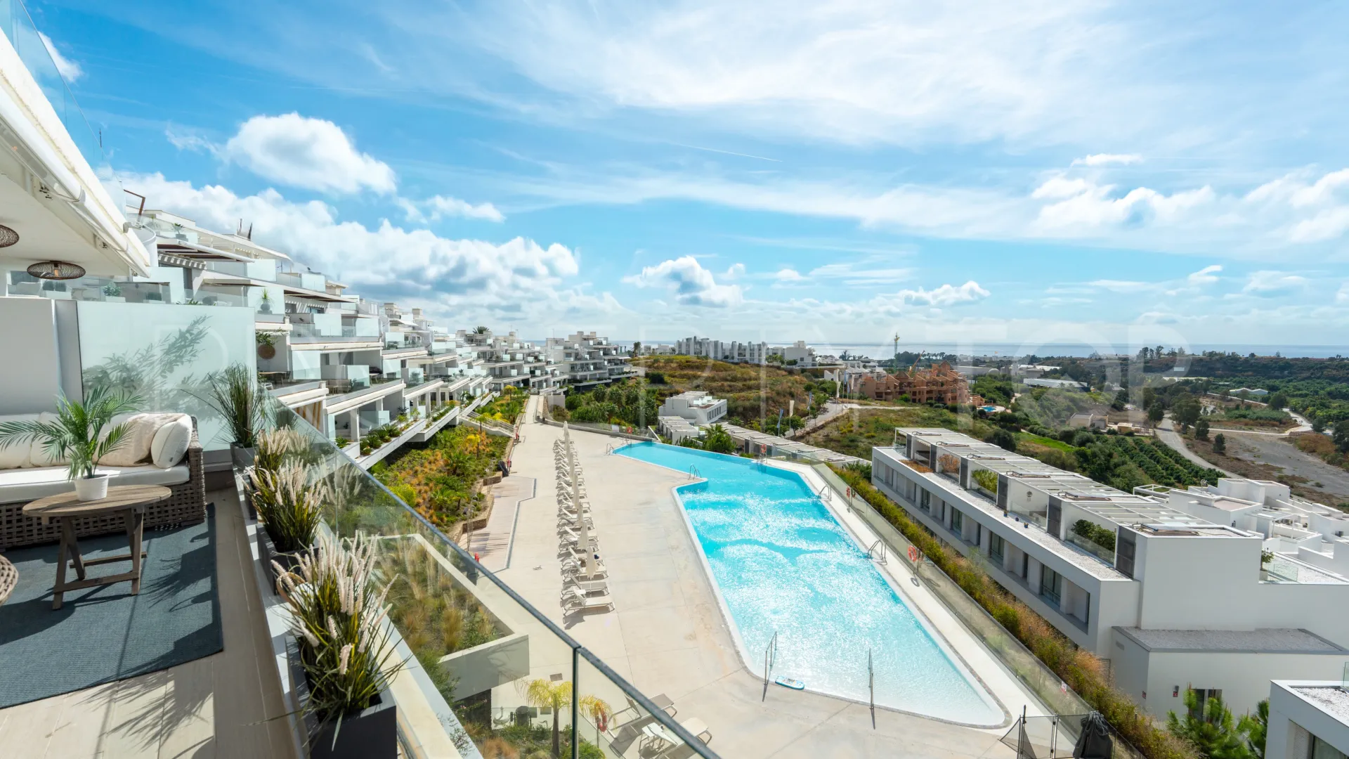 Cancelada, apartamento en venta con 3 dormitorios