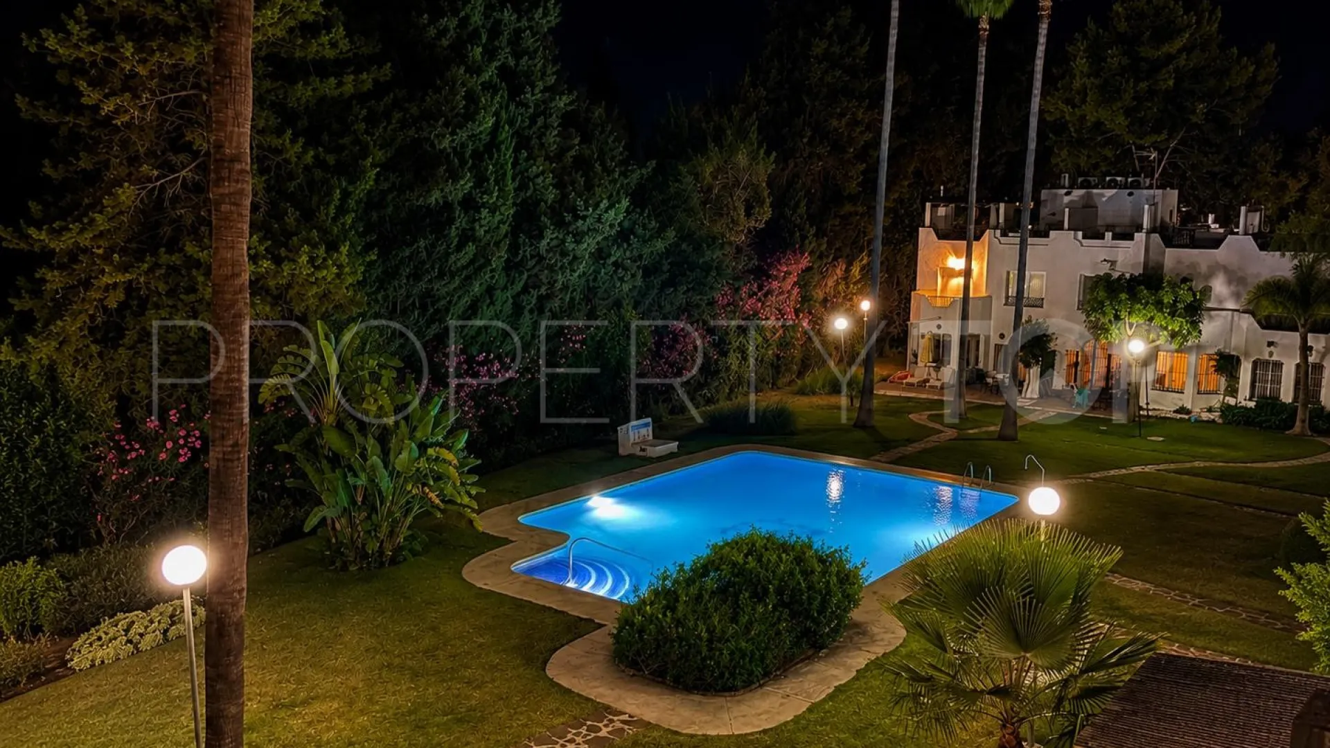 4 bedrooms town house for sale in Soleuropa