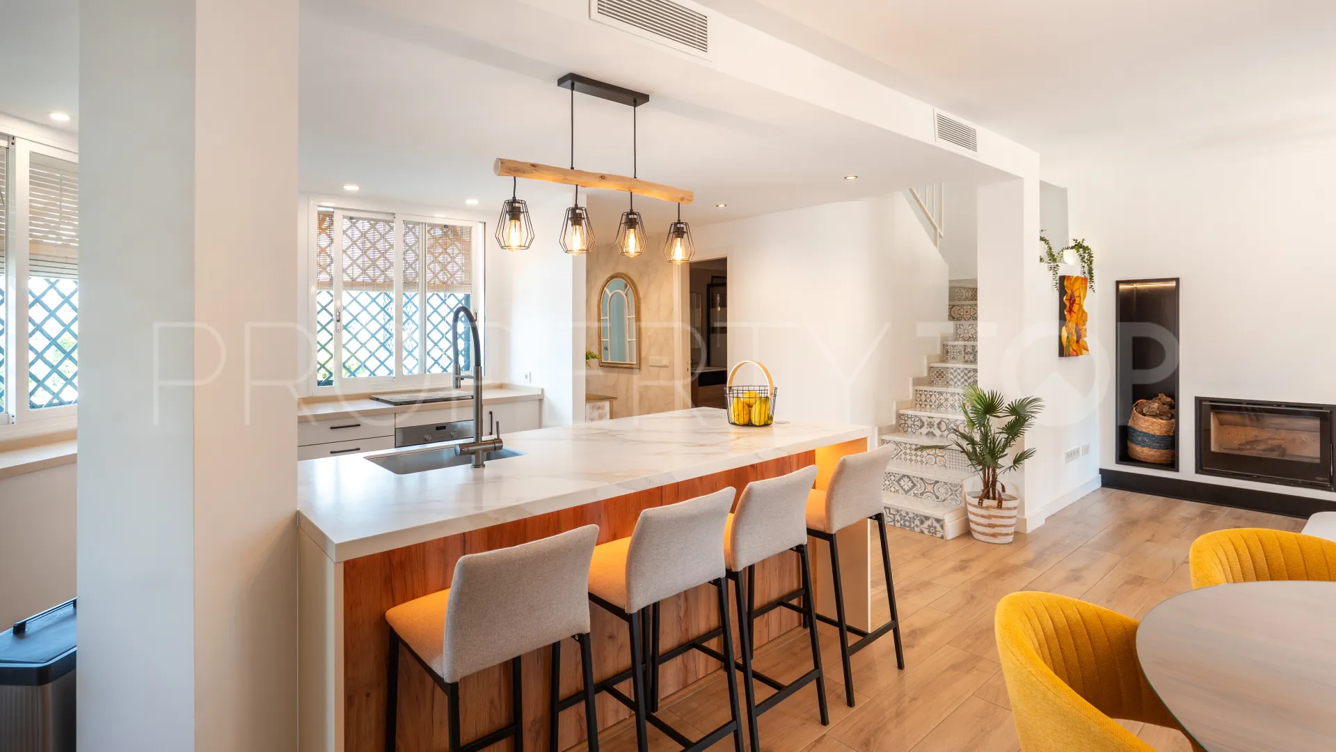 4 bedrooms town house for sale in Soleuropa
