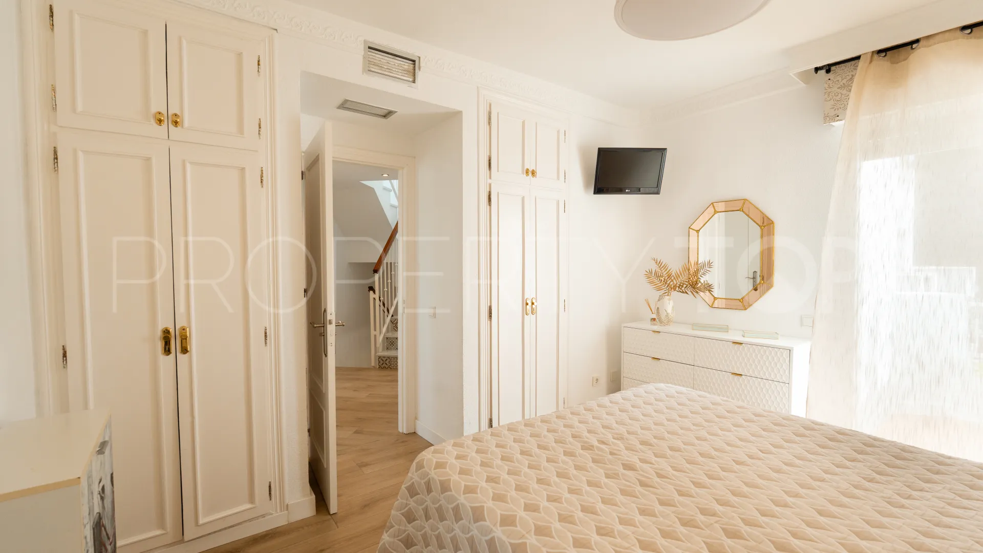 4 bedrooms town house for sale in Soleuropa