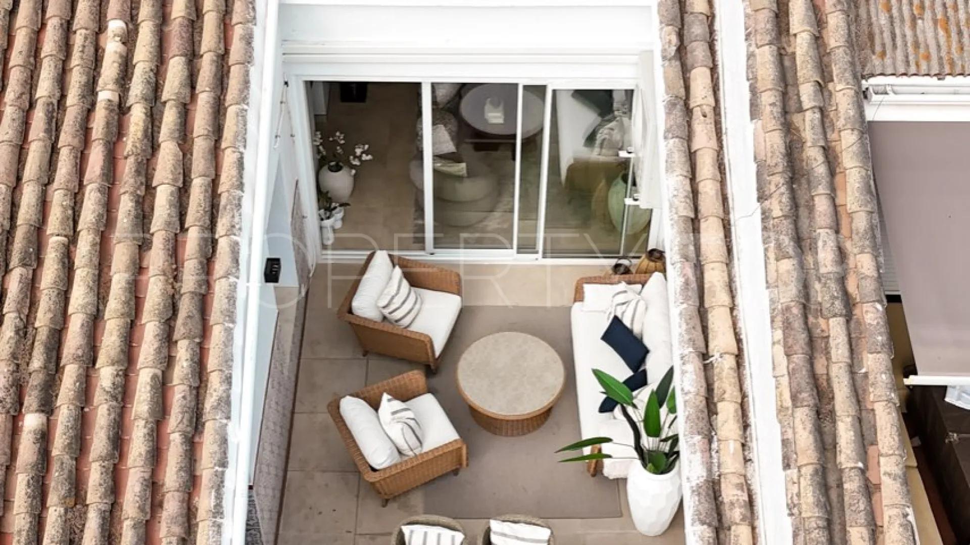 For sale 3 bedrooms duplex penthouse in Agrupadas