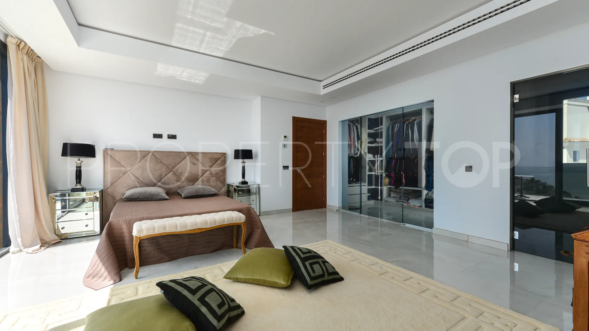 Chullera, villa en venta con 4 dormitorios