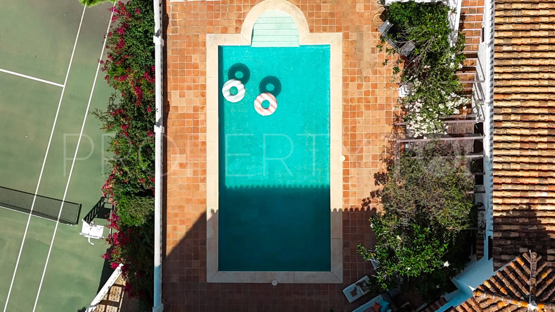 Sierrezuela, villa en venta con 6 dormitorios