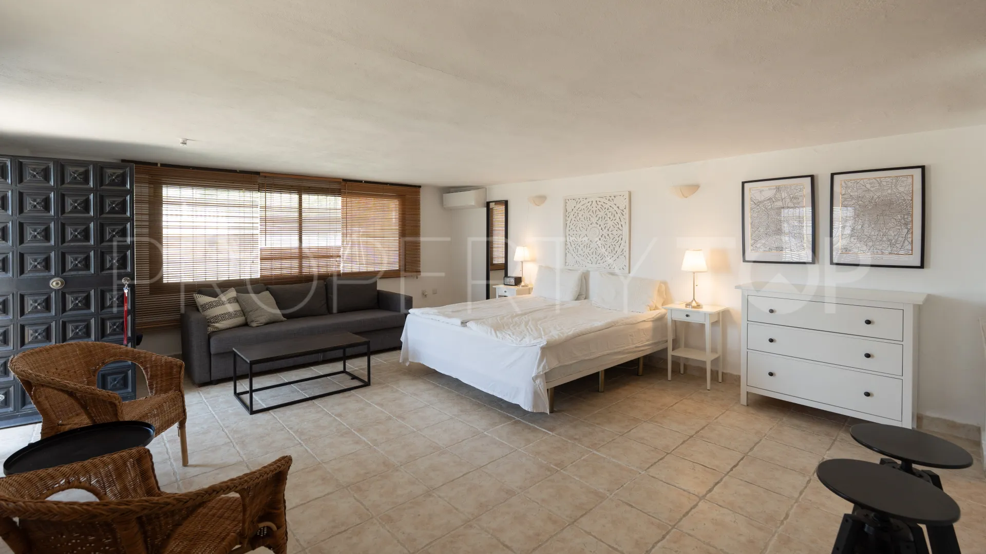 Sierrezuela, villa en venta con 6 dormitorios