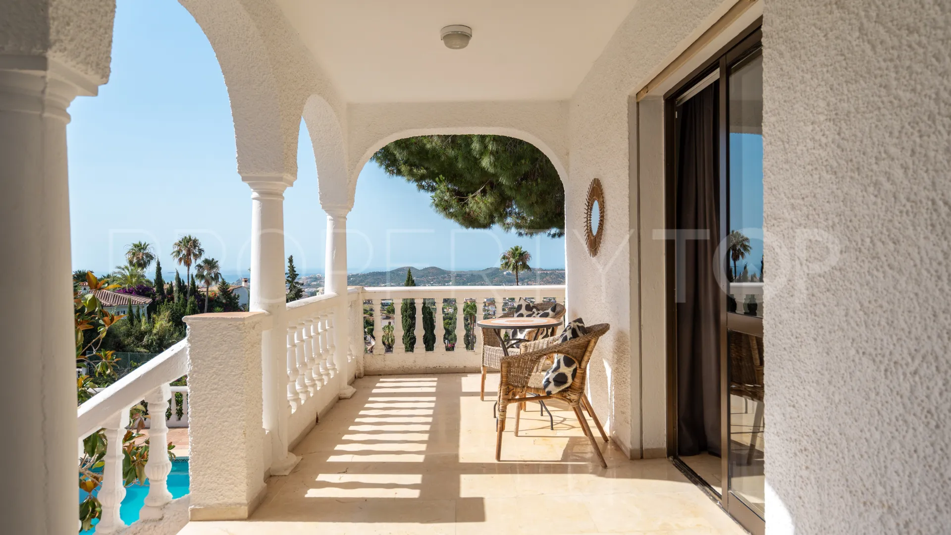 Sierrezuela, villa en venta con 6 dormitorios