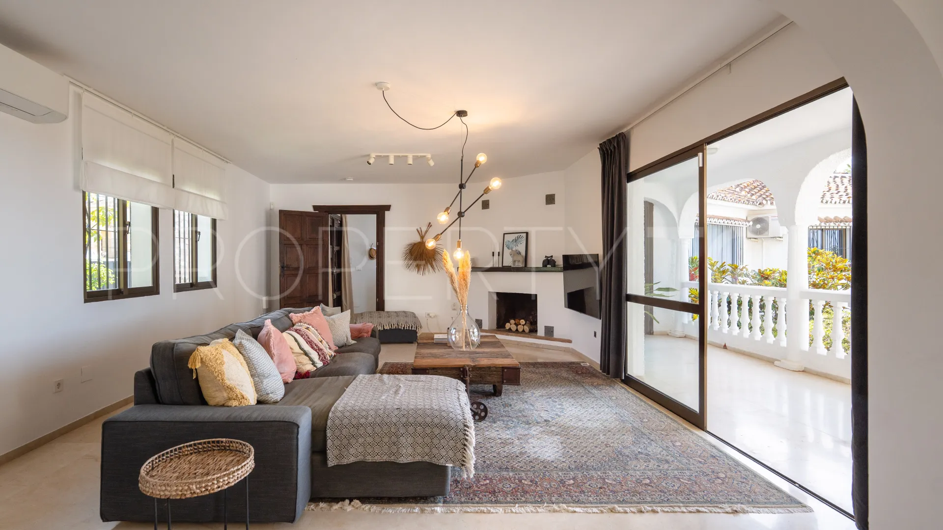 Sierrezuela, villa en venta con 6 dormitorios