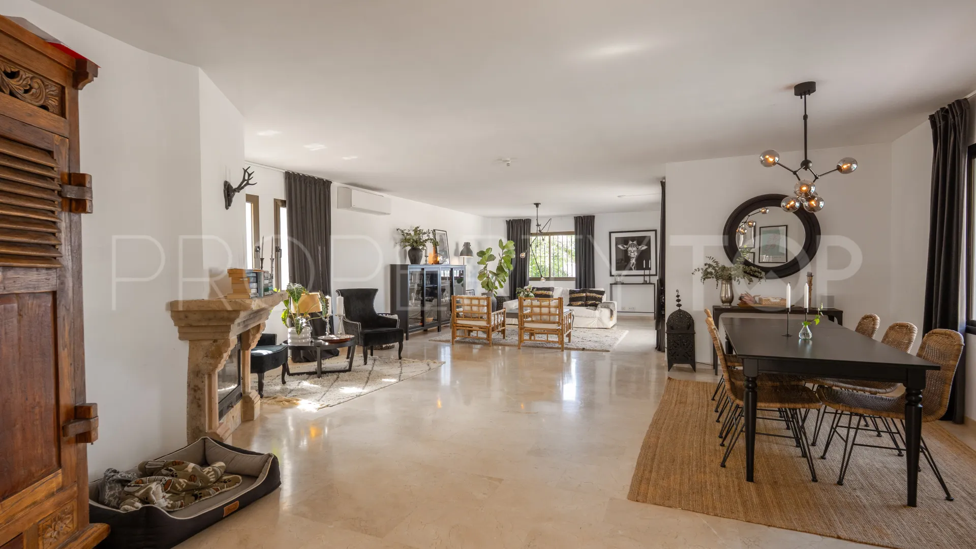 Sierrezuela, villa en venta con 6 dormitorios