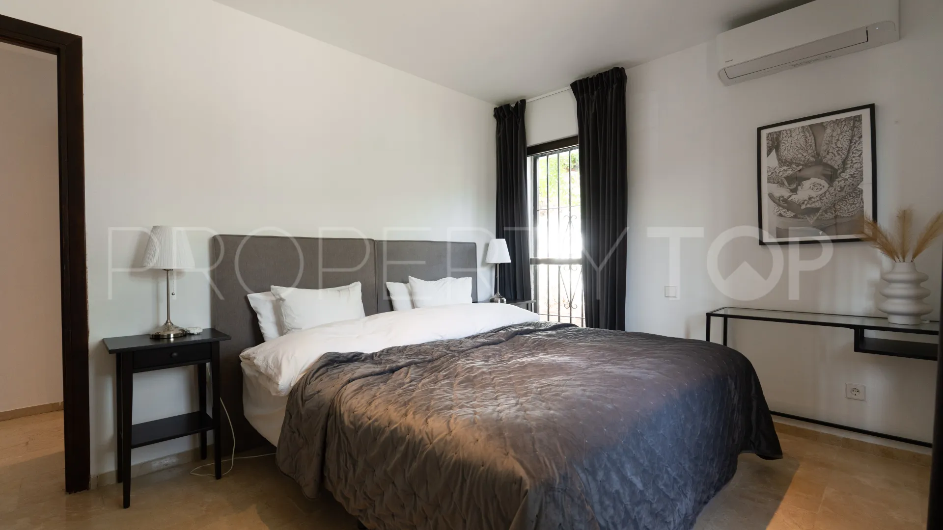 Sierrezuela, villa en venta con 6 dormitorios