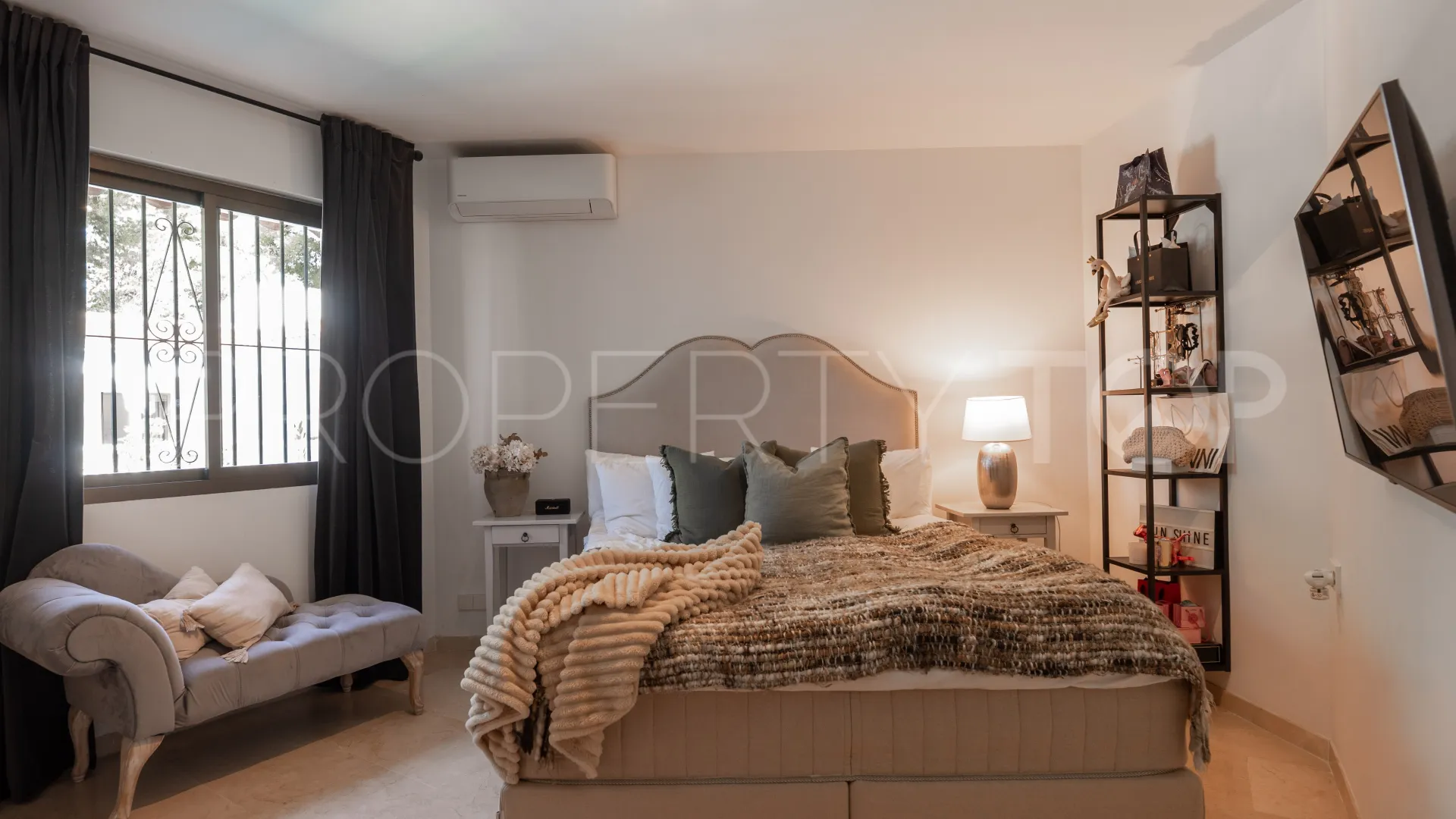 Sierrezuela, villa en venta con 6 dormitorios