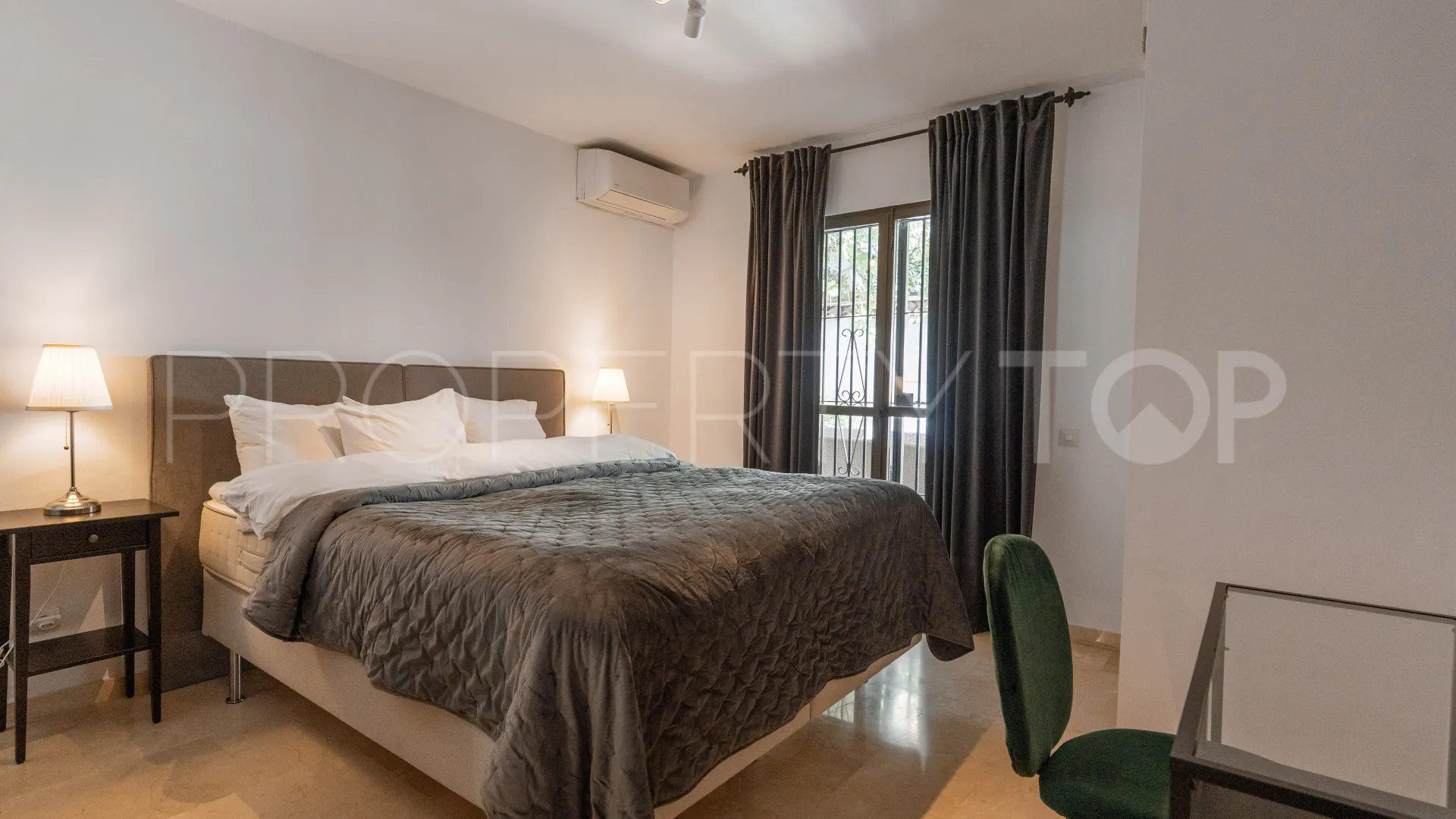 Sierrezuela, villa en venta con 6 dormitorios