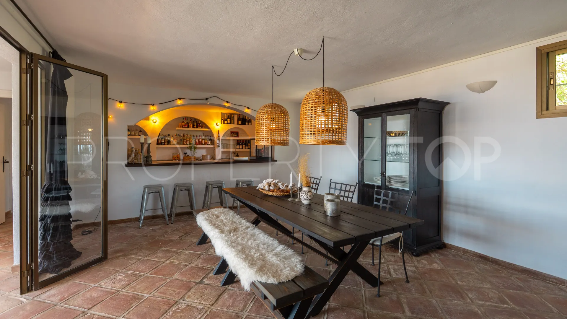 Sierrezuela, villa en venta con 6 dormitorios