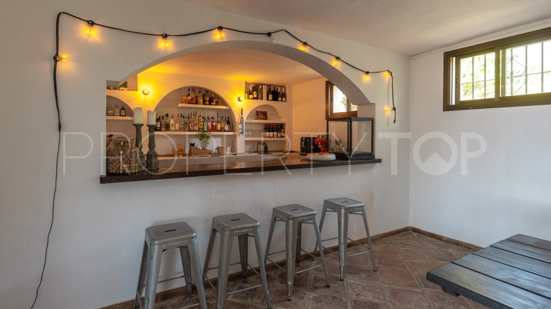 Sierrezuela, villa en venta con 6 dormitorios