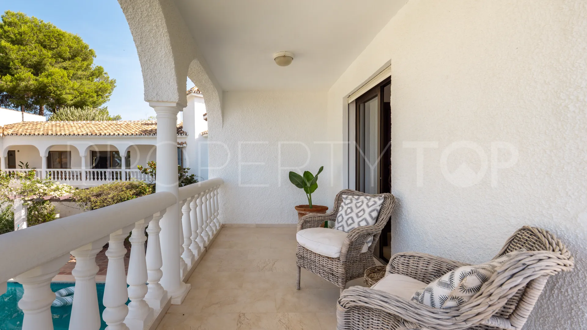 Sierrezuela, villa en venta con 6 dormitorios