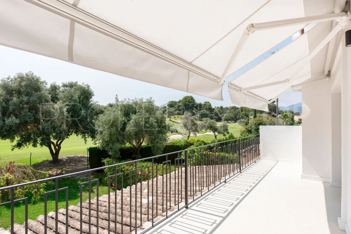 Town house for sale in Nueva Andalucia