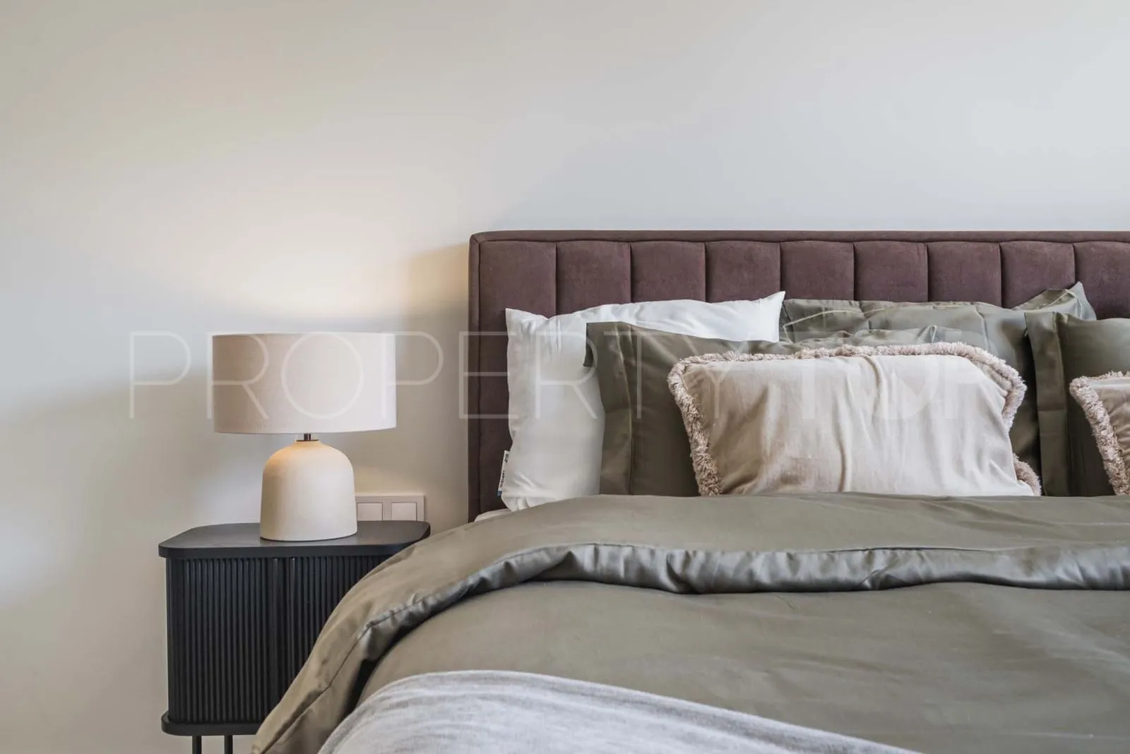 Buy apartment with 3 bedrooms in Puerto del Almendro