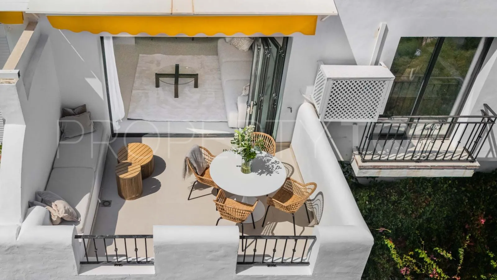 Buy apartment with 3 bedrooms in Puerto del Almendro