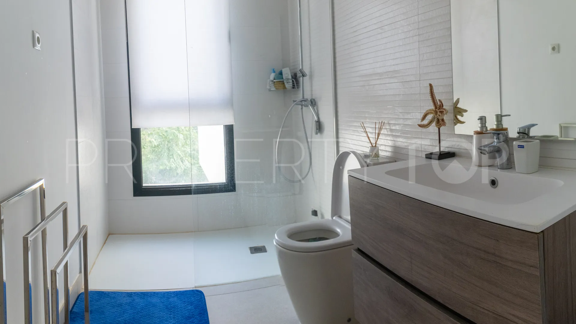Se vende villa pareada en Finca Cortesin con 3 dormitorios