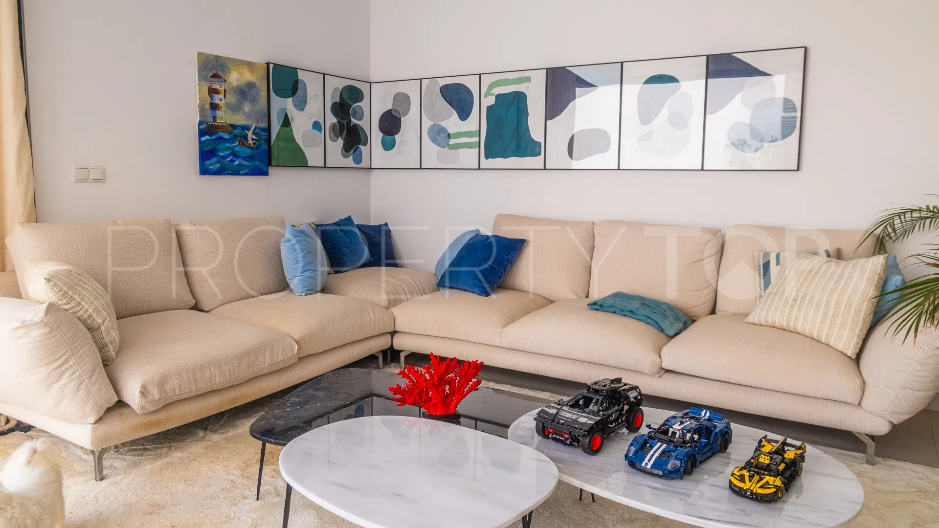 Se vende villa pareada en Finca Cortesin con 3 dormitorios