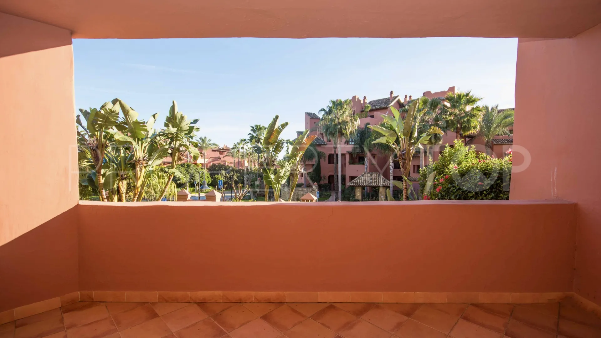 Apartamento en venta de 4 dormitorios en Las Nayades