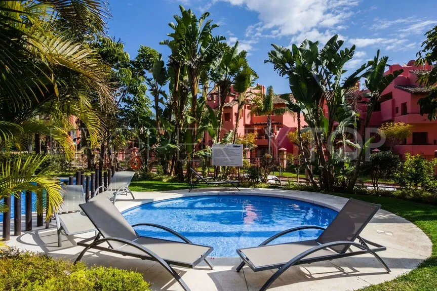 Apartamento en venta de 4 dormitorios en Las Nayades