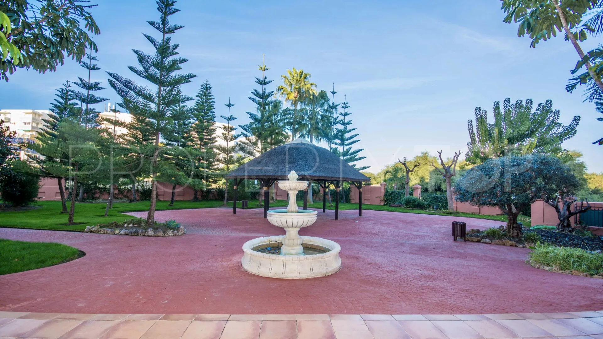 Apartamento en venta de 4 dormitorios en Las Nayades