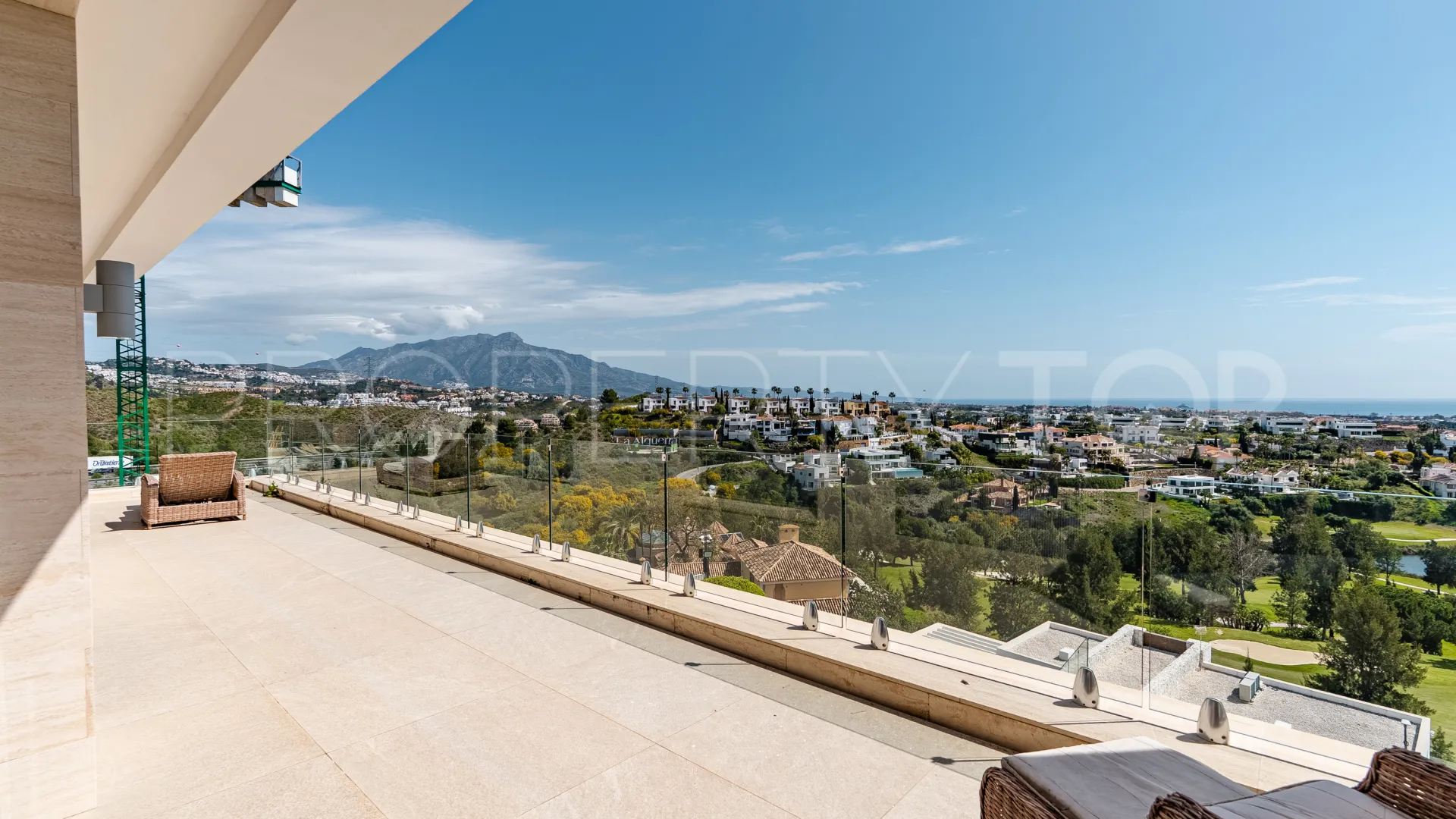 Villa for sale in La Alqueria with 5 bedrooms