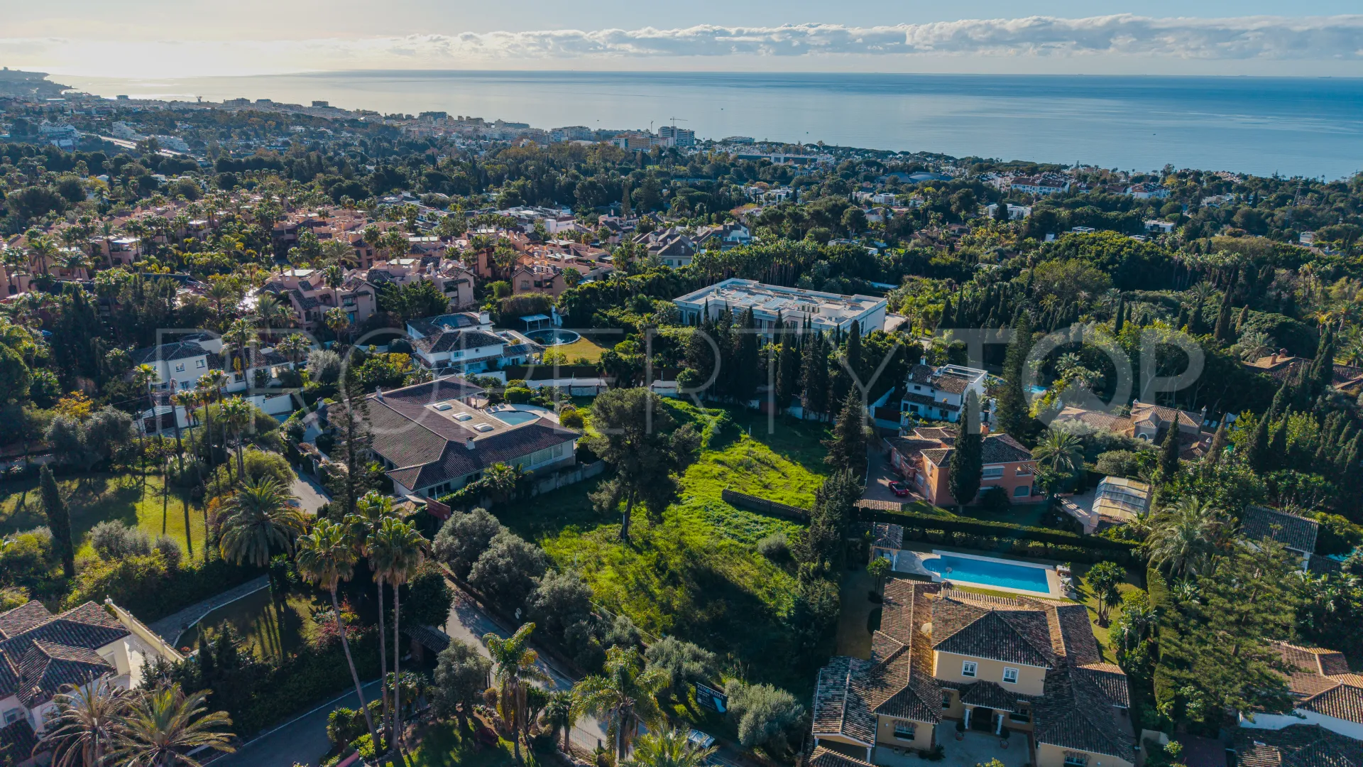 Parcela a la venta en Marbella Golden Mile