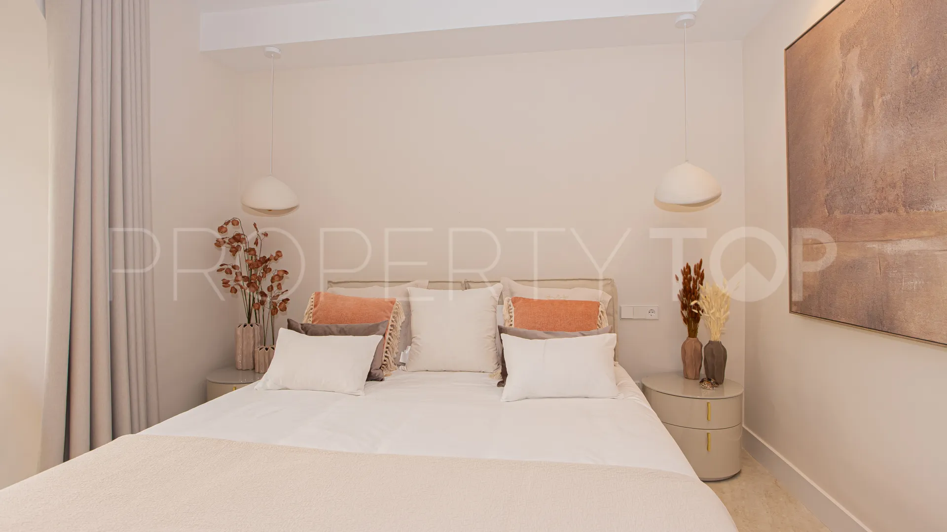 Buy Aloha Gardens 4 bedrooms duplex penthouse