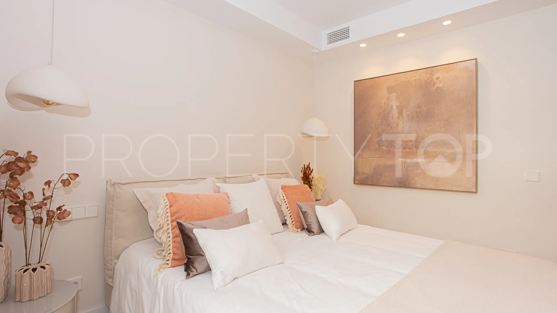 Buy Aloha Gardens 4 bedrooms duplex penthouse