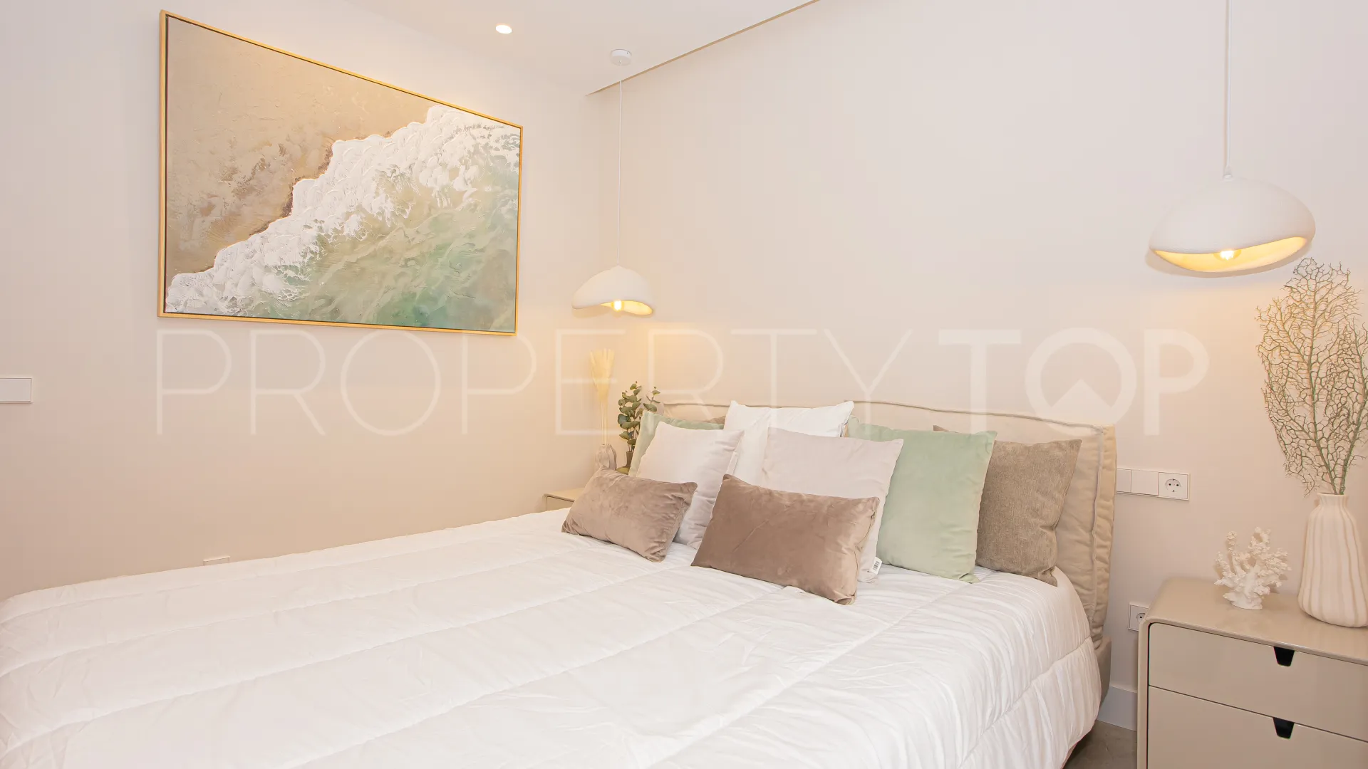 Buy Aloha Gardens 4 bedrooms duplex penthouse