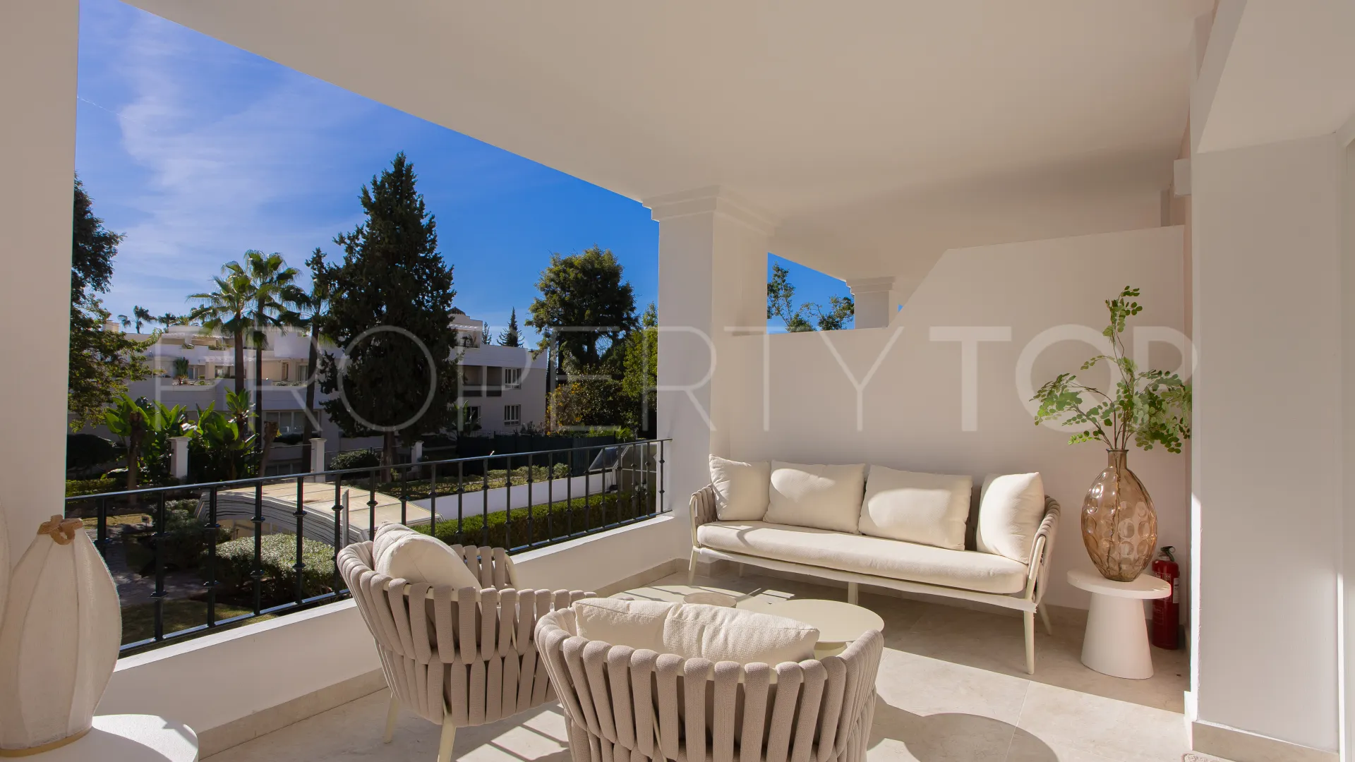 Buy Aloha Gardens 4 bedrooms duplex penthouse