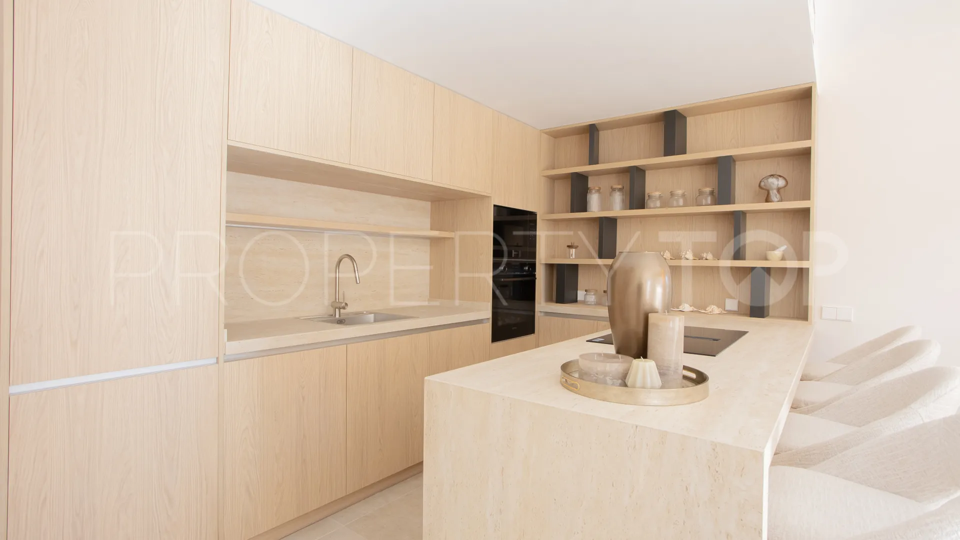 Buy Aloha Gardens 4 bedrooms duplex penthouse