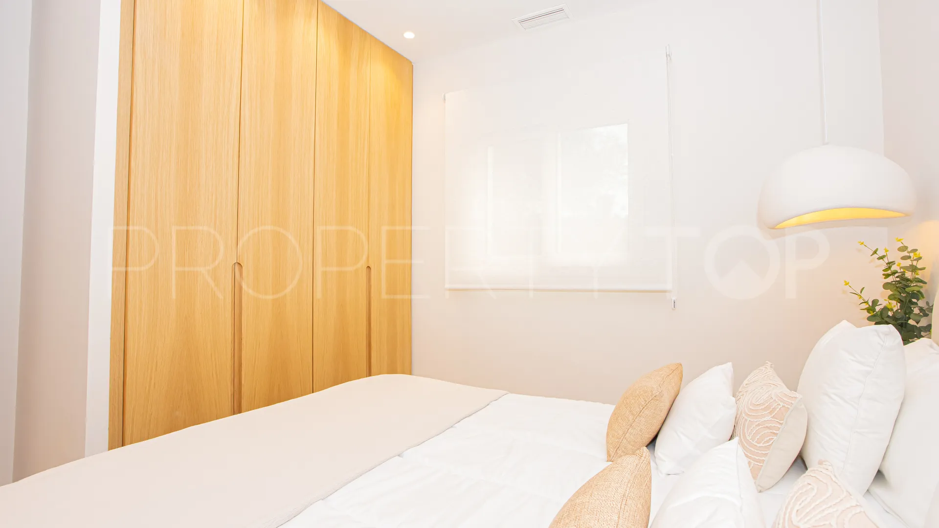 Buy Aloha Gardens 4 bedrooms duplex penthouse