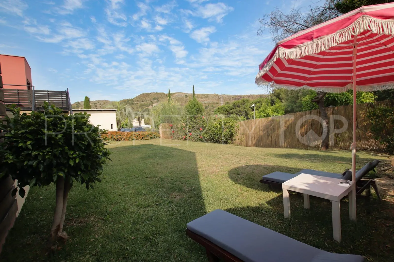 Villa en venta de 4 dormitorios en Lomas de Guadalmina