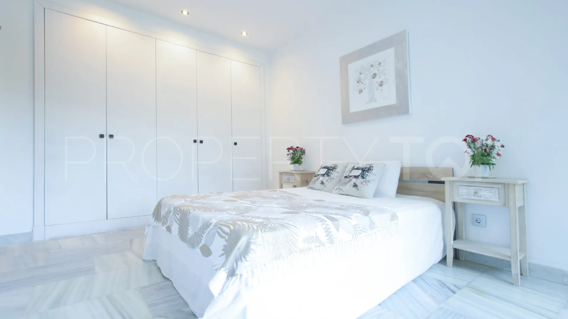 Villa en venta de 4 dormitorios en Lomas de Guadalmina