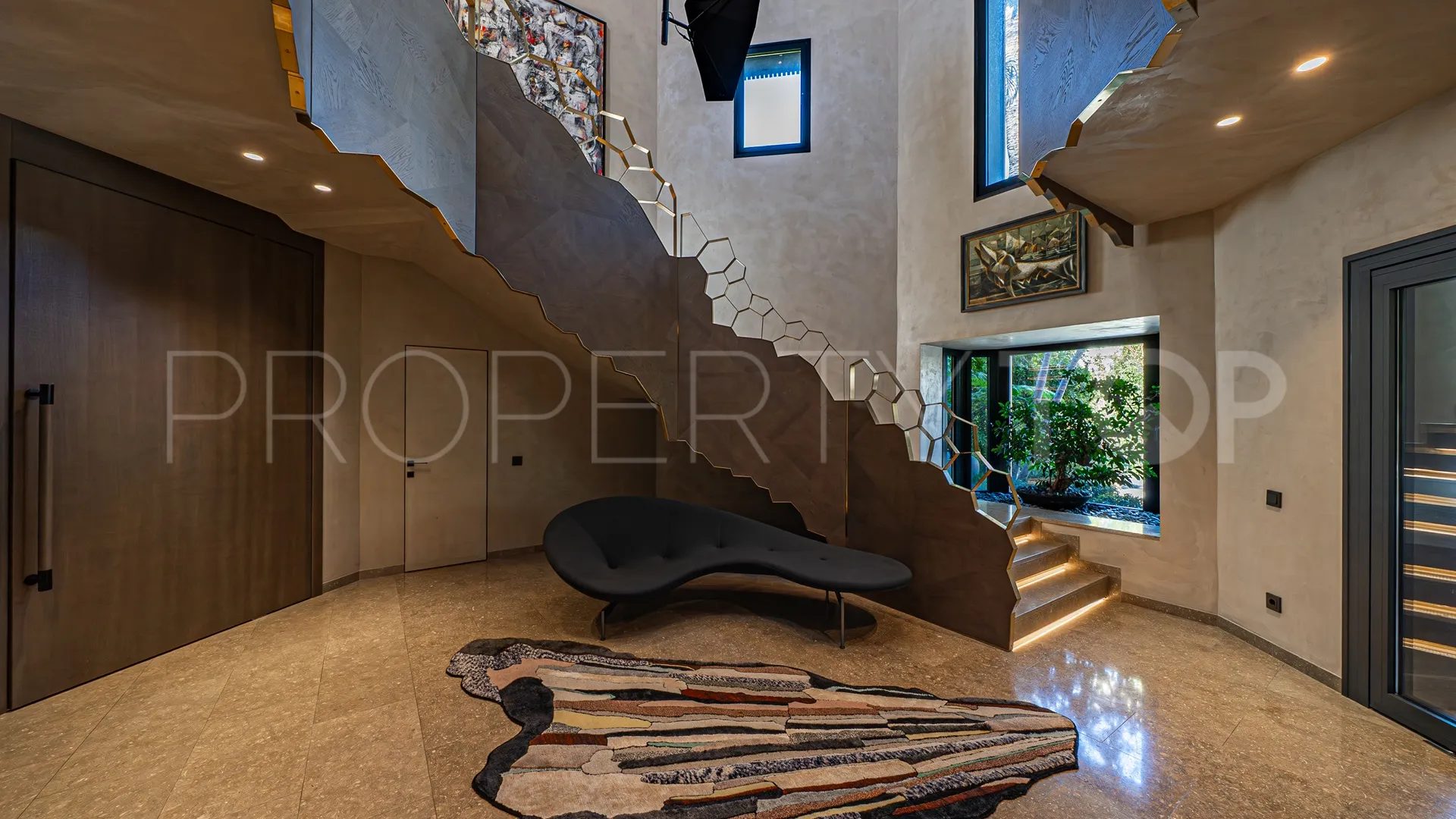 10 bedrooms Guadalmina Baja villa for sale