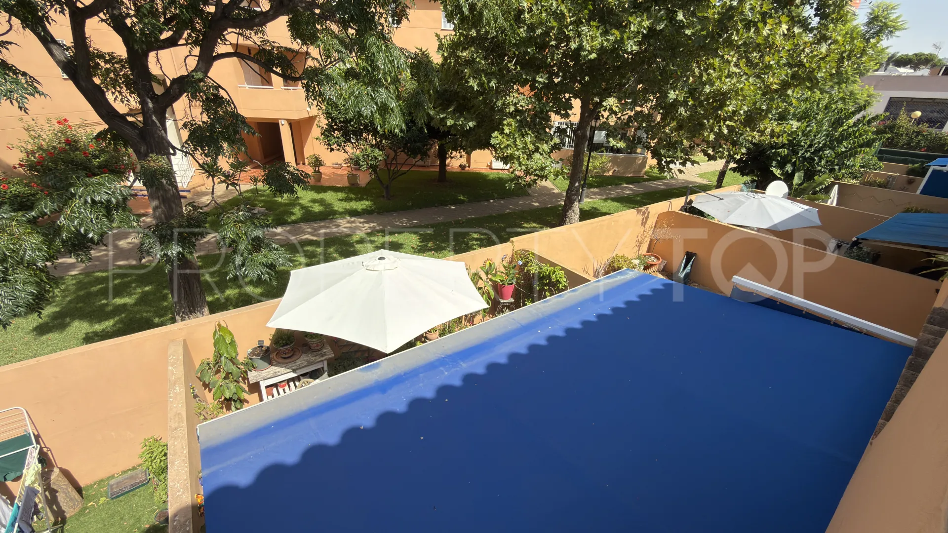 For sale Elviria Playa town house with 3 bedrooms