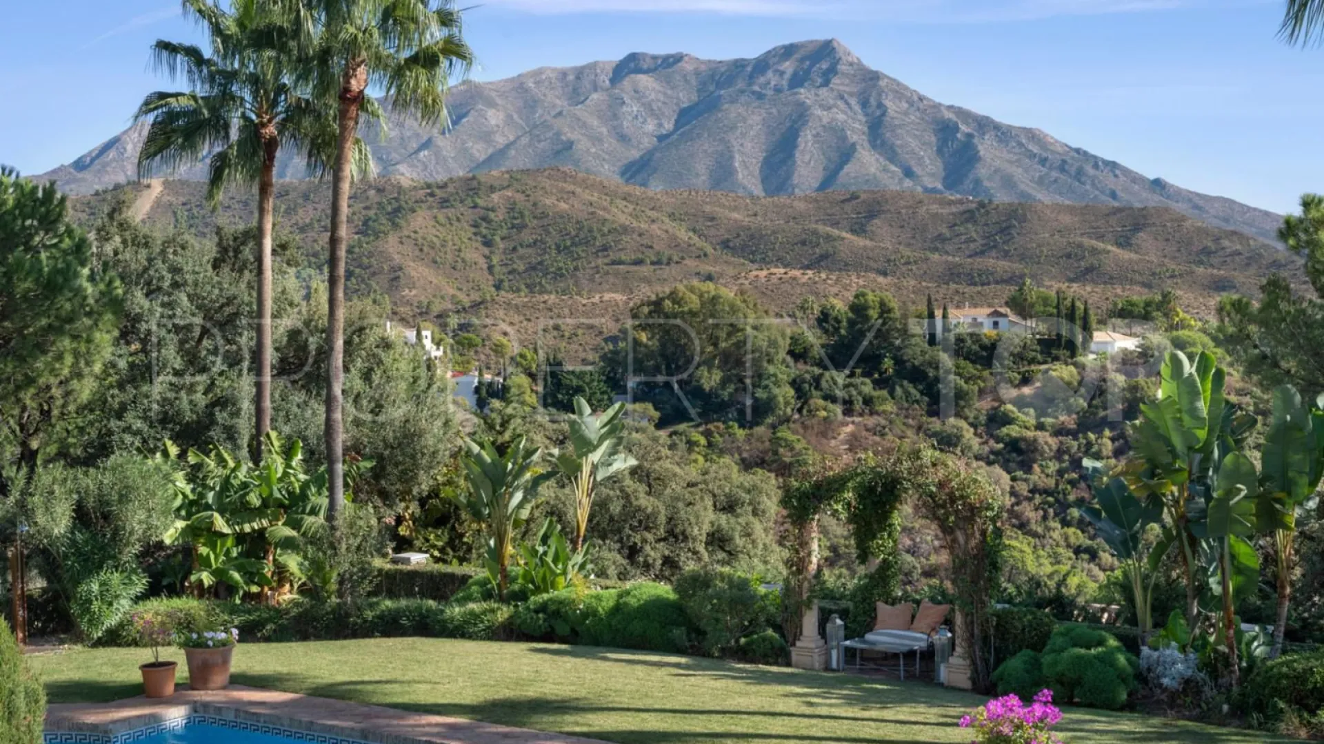 For sale Benahavis villa