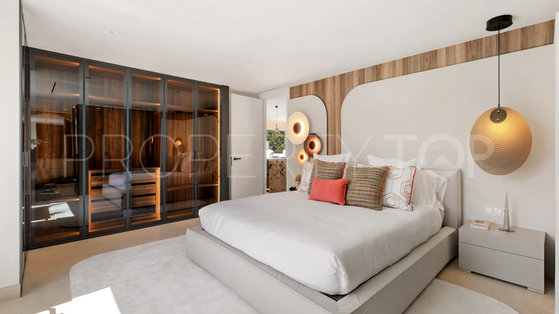 Buy Marbella penthouse with 3 bedrooms