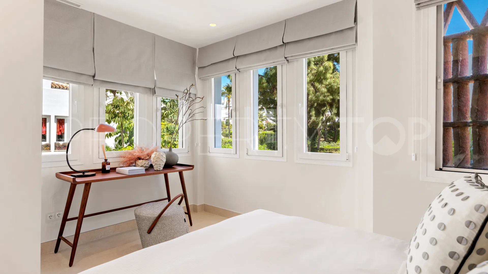 Buy Marbella penthouse with 3 bedrooms