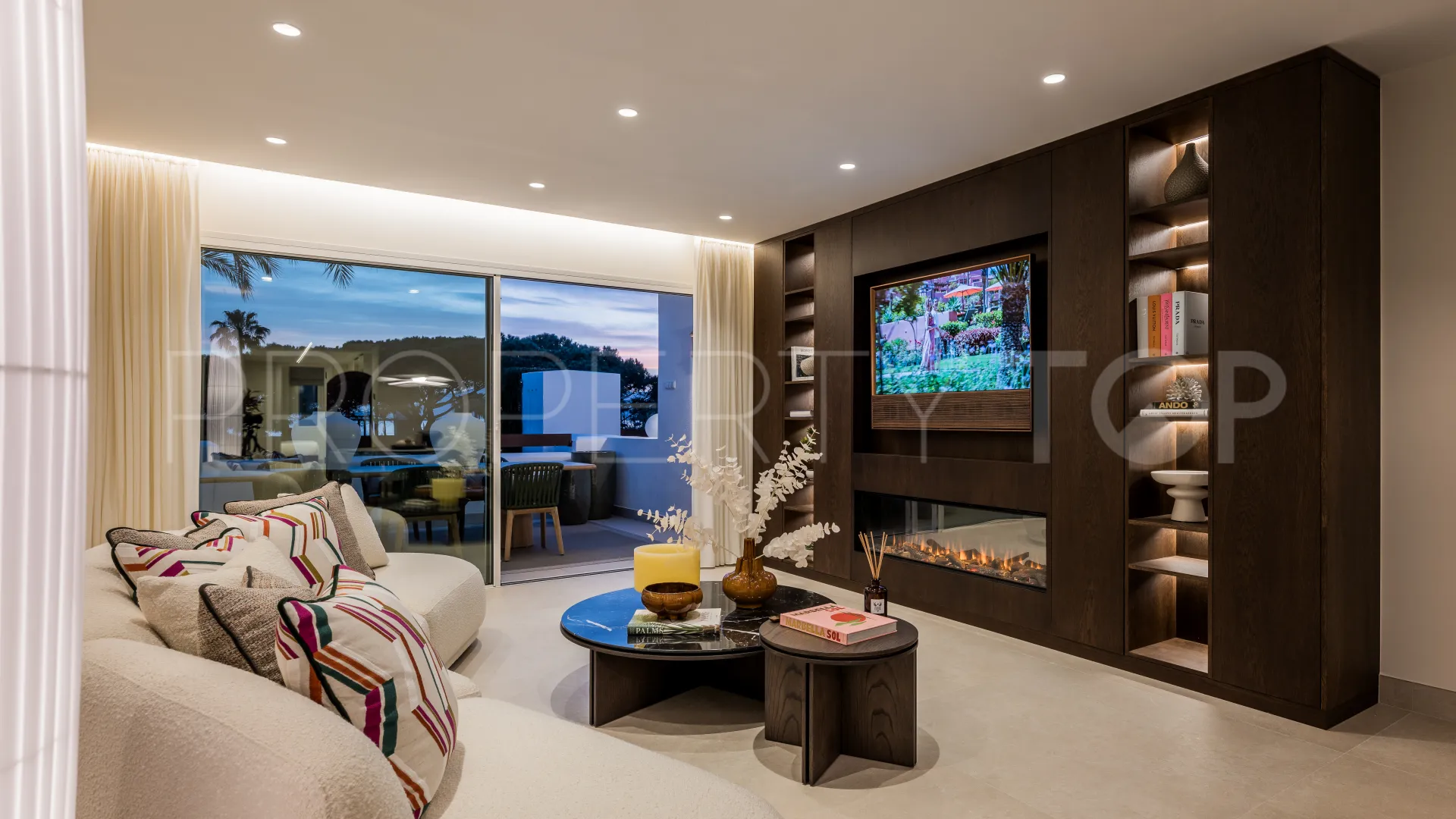 Buy Marbella penthouse with 3 bedrooms