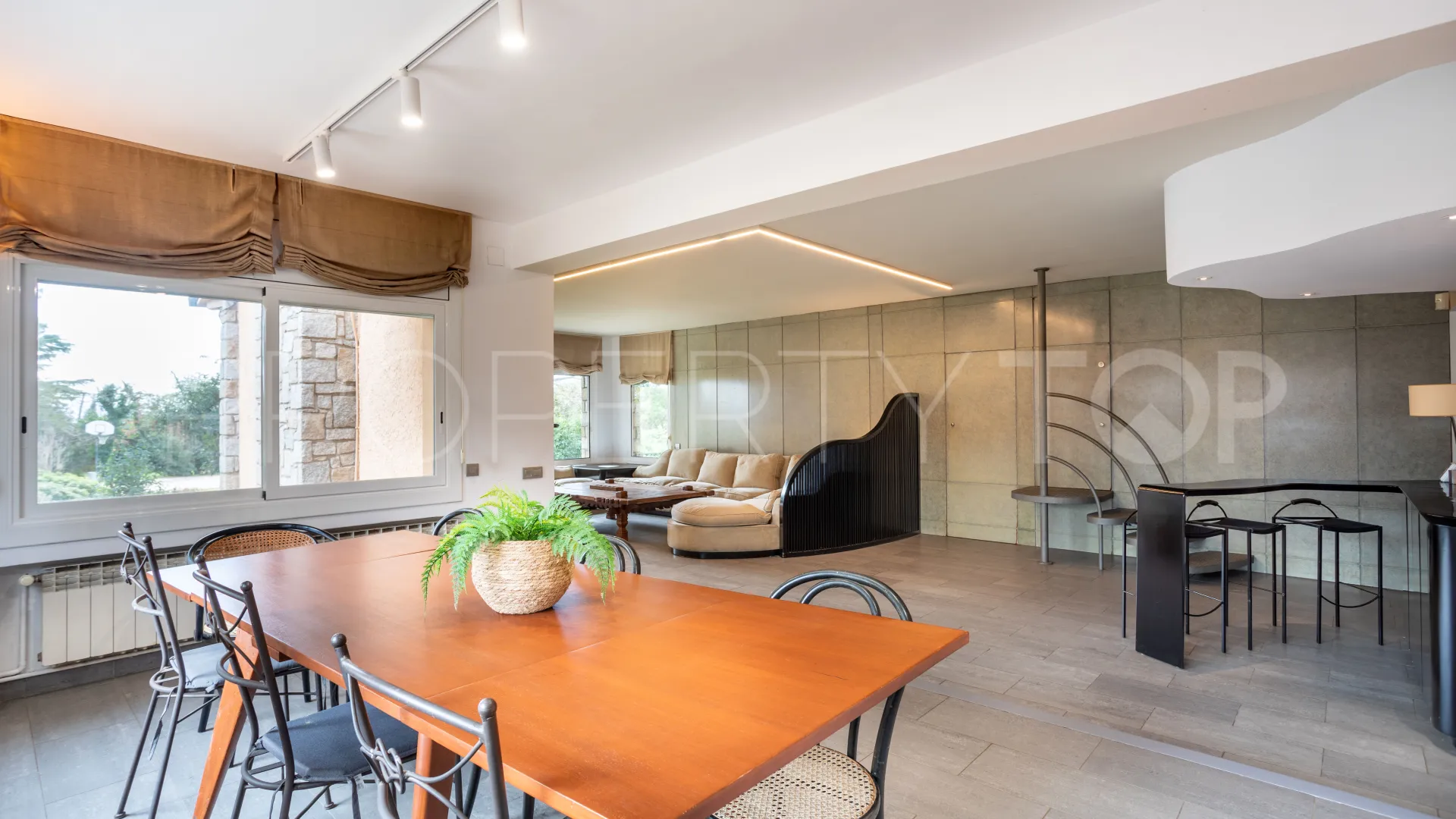 Buy estate in Cardedeu