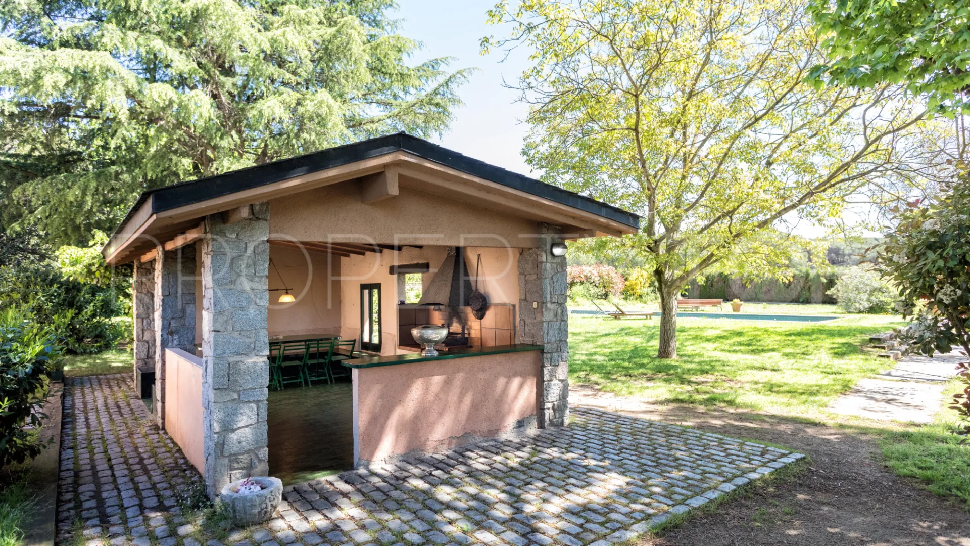 Buy estate in Cardedeu